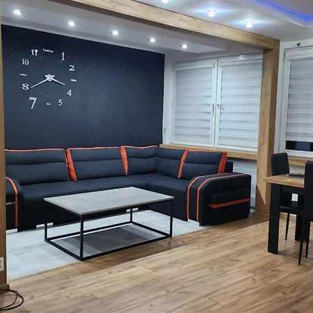 Ekskluzywny W Centrum Z Klimatyzacją I Balkonem Lubiń