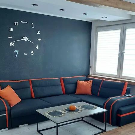 Ekskluzywny W Centrum Z Klimatyzacja I Balkonem Lubiń