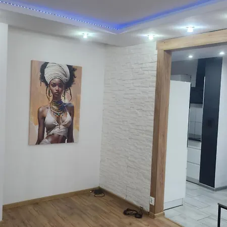 Ekskluzywny W Centrum Z Klimatyzacją I Balkonem Lubiń